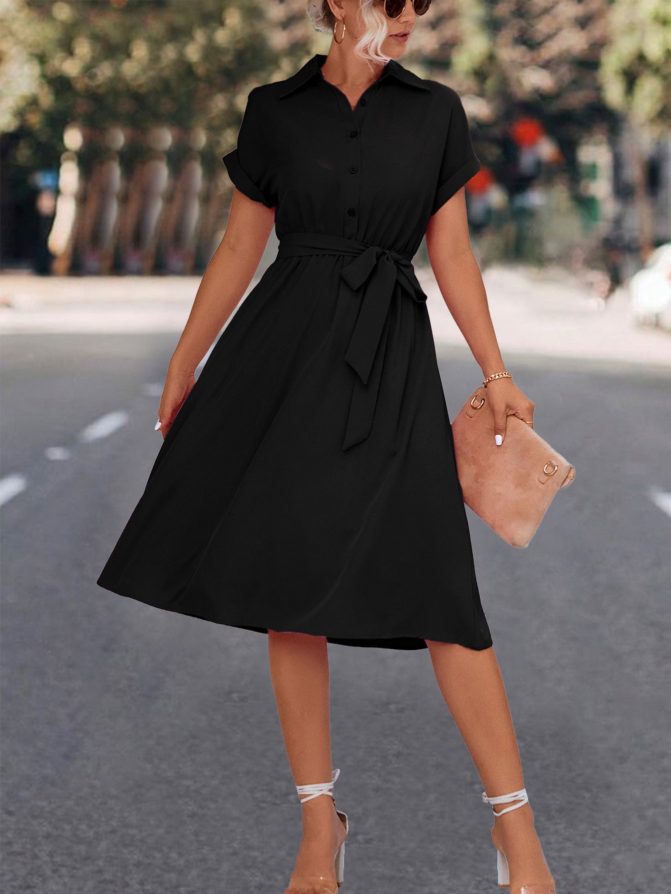 Damen Knielanges Hemdkleid mit Taillengürtel und elegantem V-Ausschnitt ModeGeist