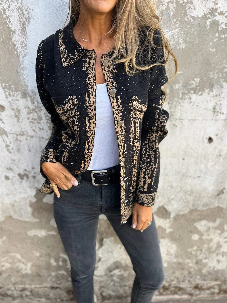 ModeGeist | Bedruckte Metallknopf Gestrickte Reversjacke