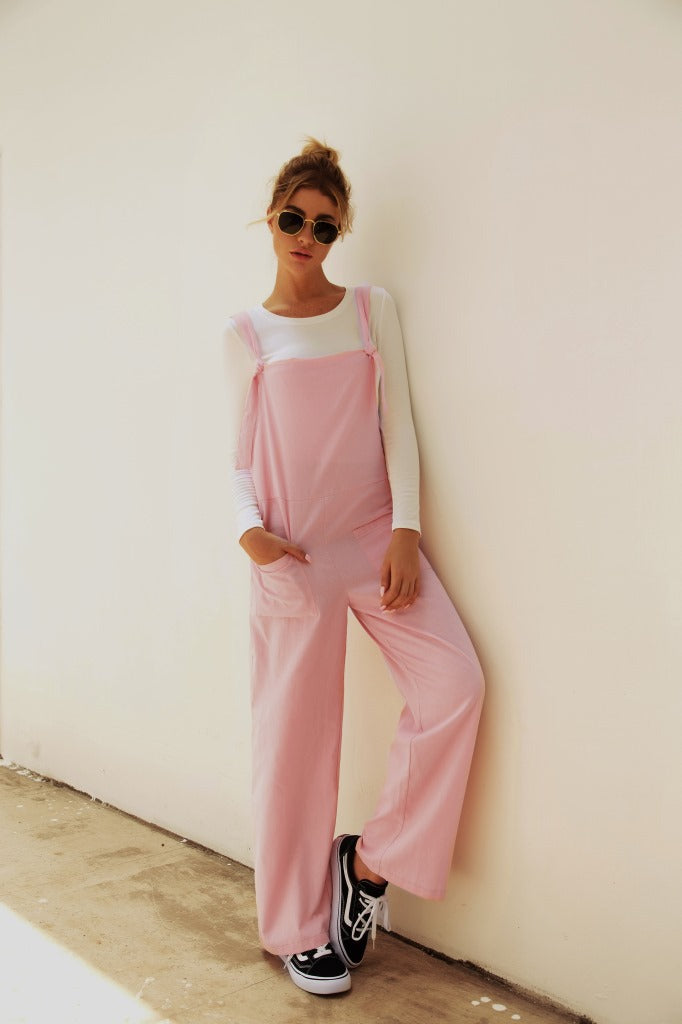 Damen Lässiger Overall mit breiten Beinen und praktischen Taschen ModeGeist