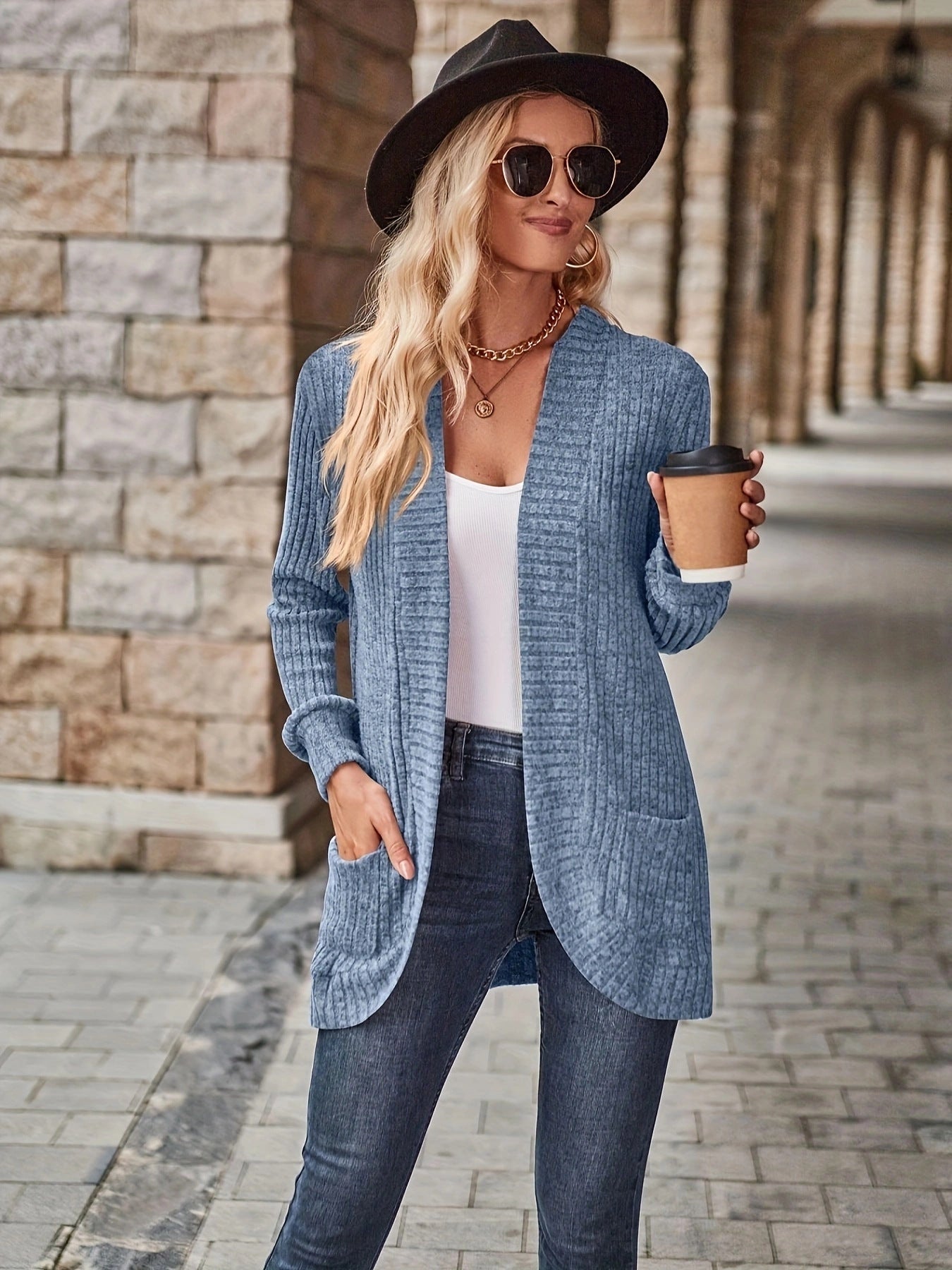 Damen offene Strickjacke mit strukturierter Oberfläche und praktischen Taschen ModeGeist