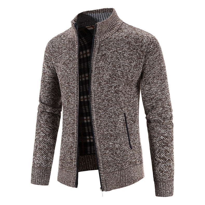 Herren modische Strickjacke mit hochgeschlossenem Kragen und praktischen Taschen ModeGeist