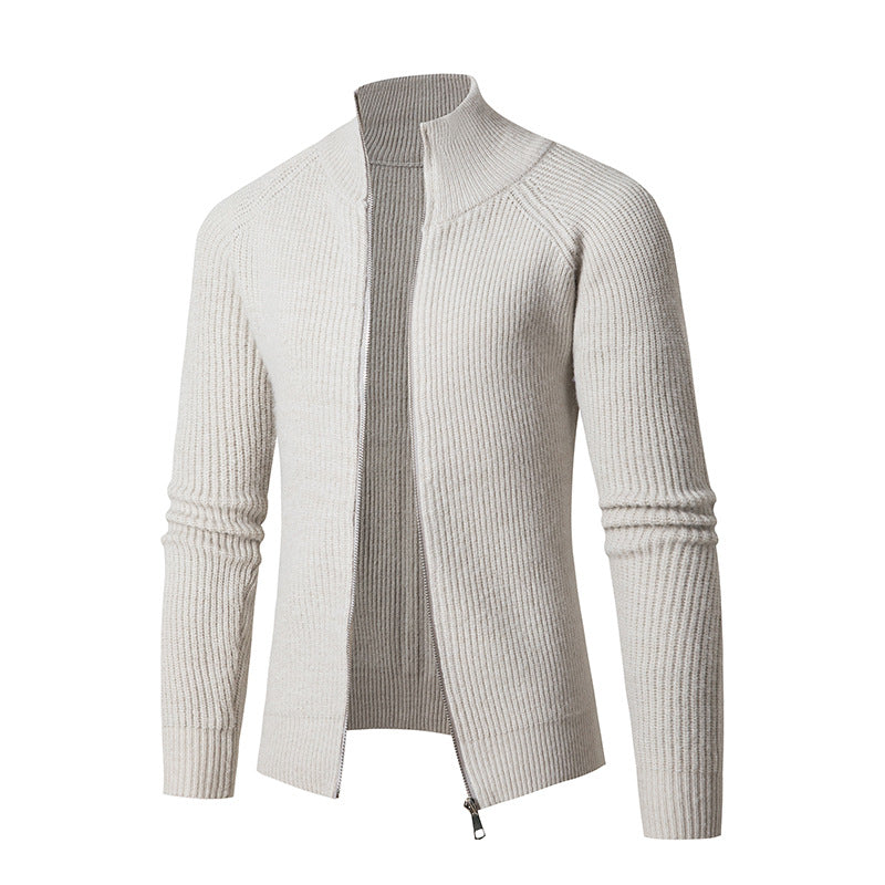 Herren Strickjacke mit hohem Kragen und feiner Rippstruktur ModeGeist