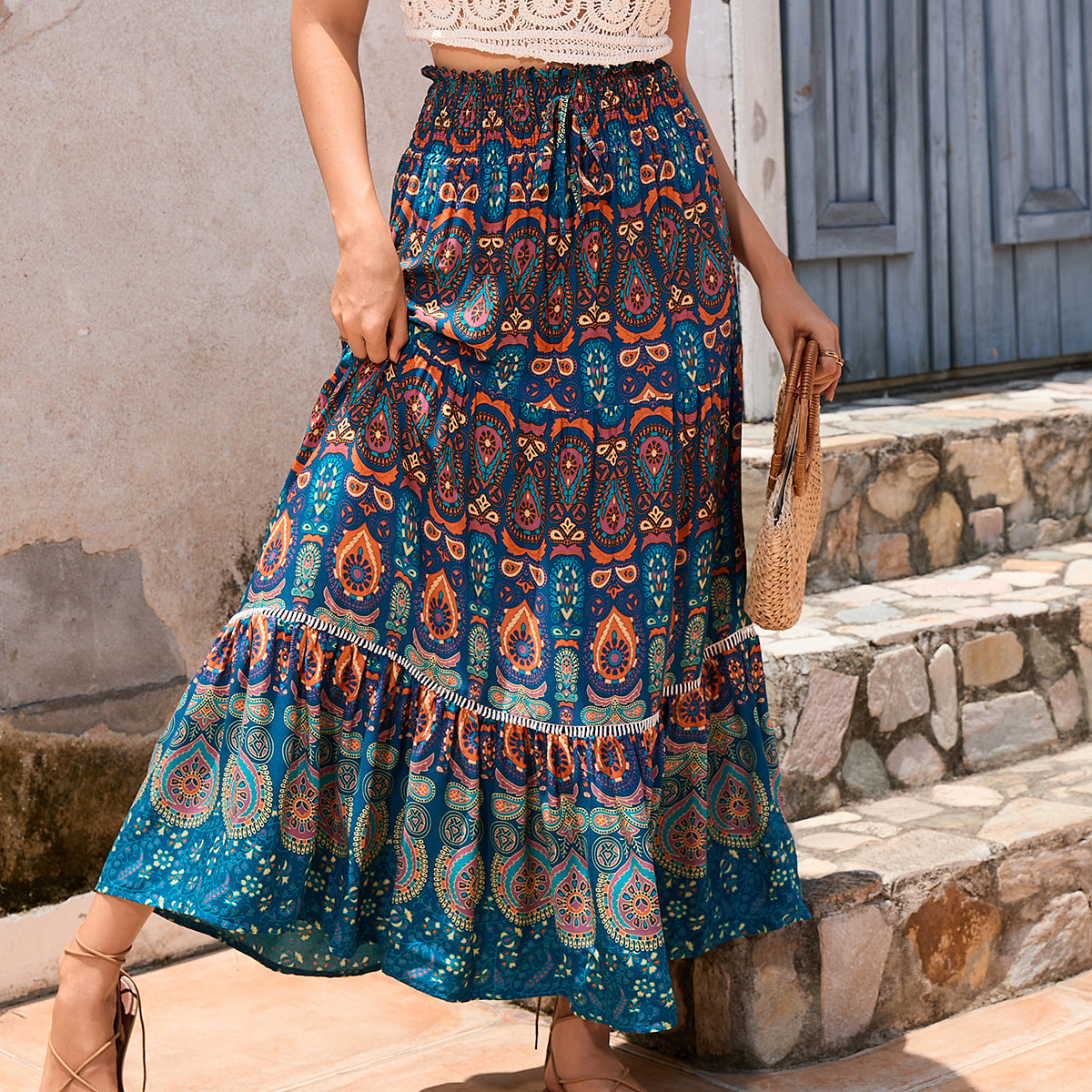 Damen Maxirock mit verspieltem Paisleymuster und Rüschendetails ModeGeist