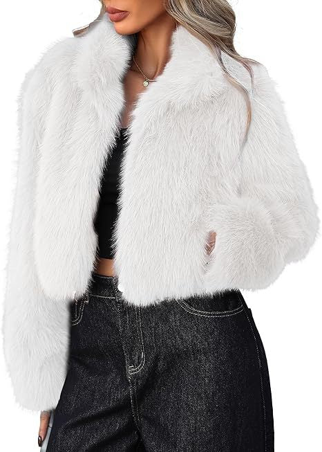 Damen Kurze Kunstpelzjacke mit weichem Fell und eleganter Silhouette ModeGeist