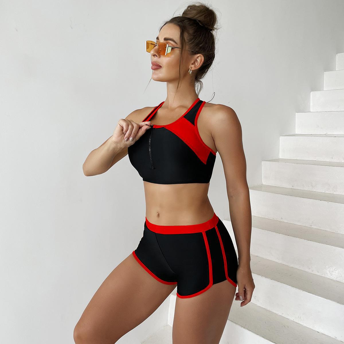 Sportlicher Damen Bikini-Top mit hohem Hals und kurzem Schnitt von MODEGEIST
