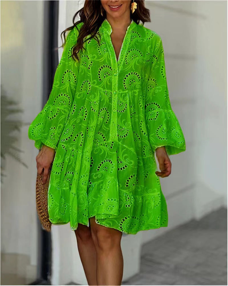 MODEGEIST Damen Mini-Kleid Gestuft Stickerei Ballonärmel Sommer