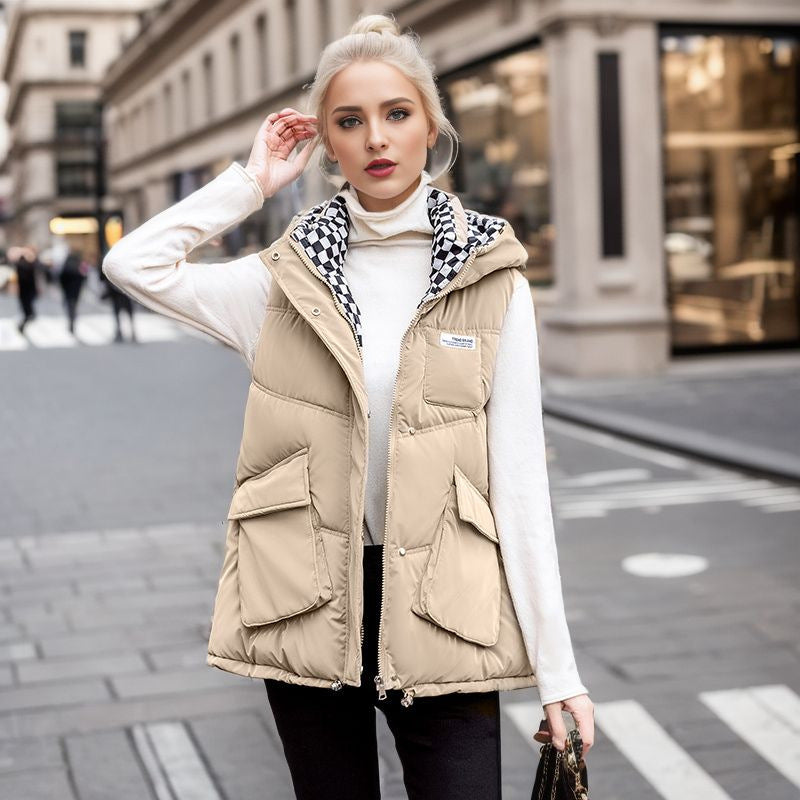 Damen gesteppte Winterweste mit verstellbarer Kapuze und praktischen Taschen ModeGeist