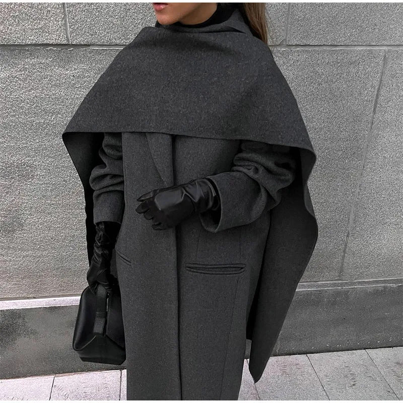 Damen Eleganter Oversize-Mantel mit schickem Kapuzenaufsatz ModeGeist
