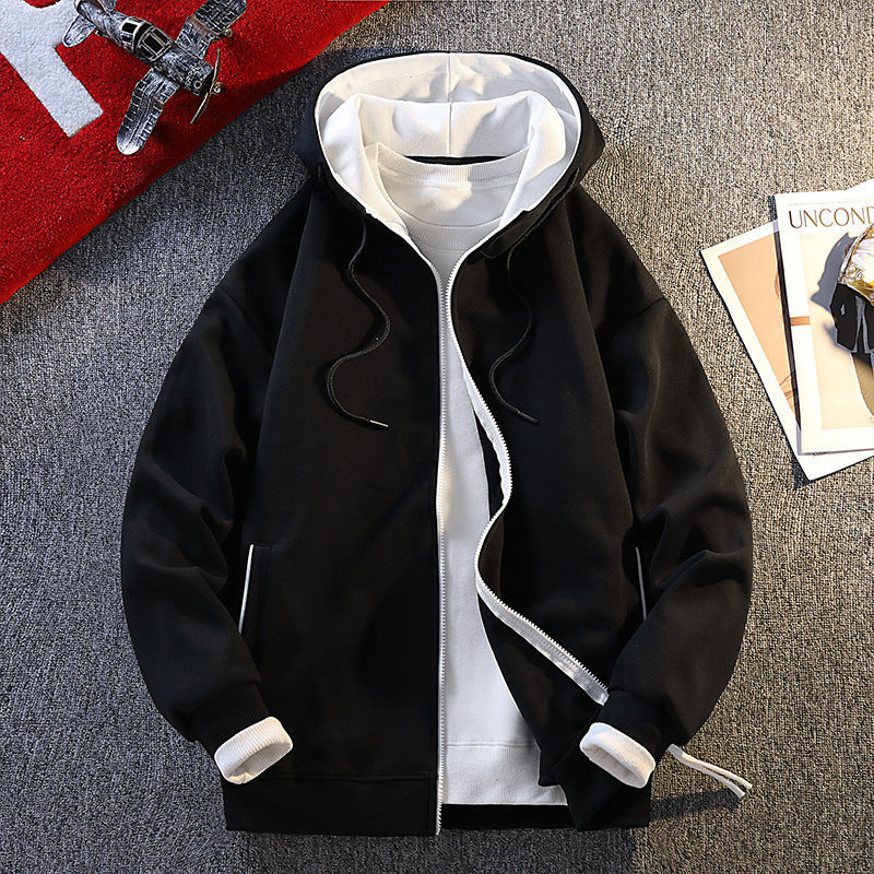 Herren modische Kapuzenjacke mit kontrastierenden Details ModeGeist