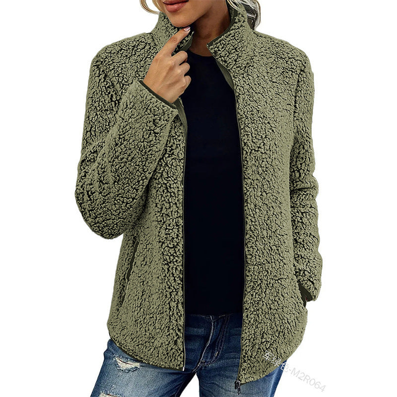 Damen flauschige Fleecejacke mit hohem Kragen und seitlichen Taschen ModeGeist