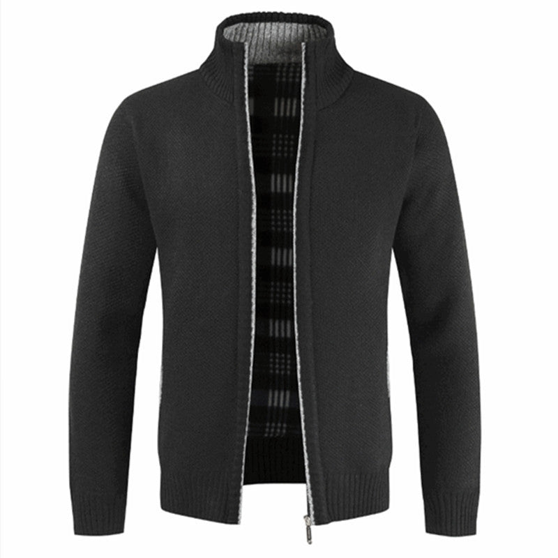 Herren Strickjacke mit hohem Kragen und plüschigen Innenfutter ModeGeist