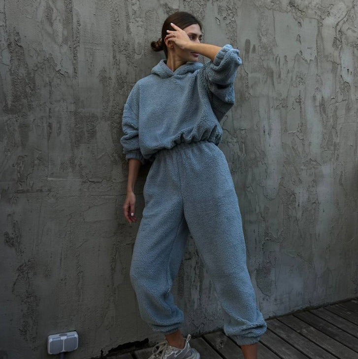 Damen gemütlicher Fleece-Jumpsuit mit elastischem Bund und Kapuze ModeGeist