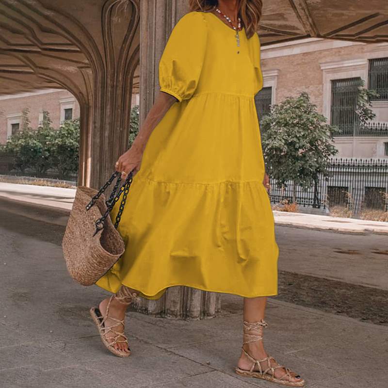 Leichtes Maxikleid für Damen mit tailliertem Schnitt und Stufenrock von MODEGEIST