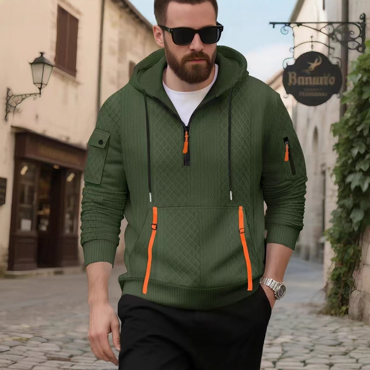 Herren modischer Hoodie mit strukturiertem Design und praktischen Taschen ModeGeist