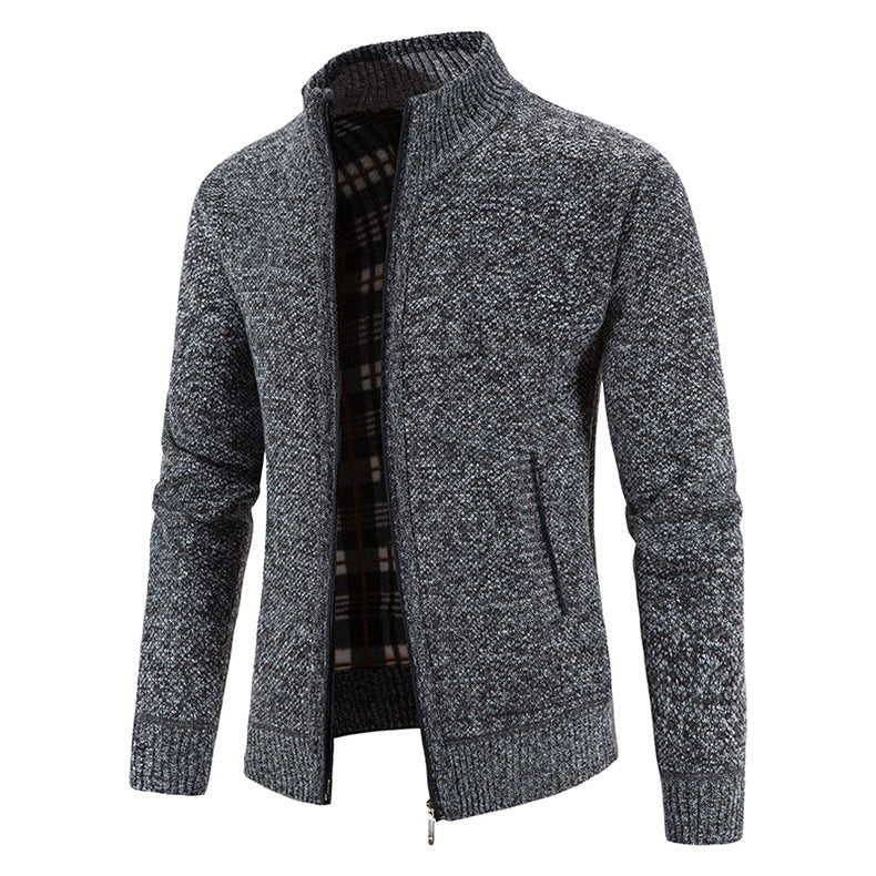 Herren modische Strickjacke mit hochgeschlossenem Kragen und praktischen Taschen ModeGeist