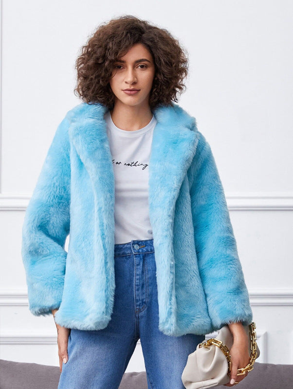 Damen Fluffige Kunstpelzjacke mit großzügigem Kragen und bequemen Ärmeln ModeGeist