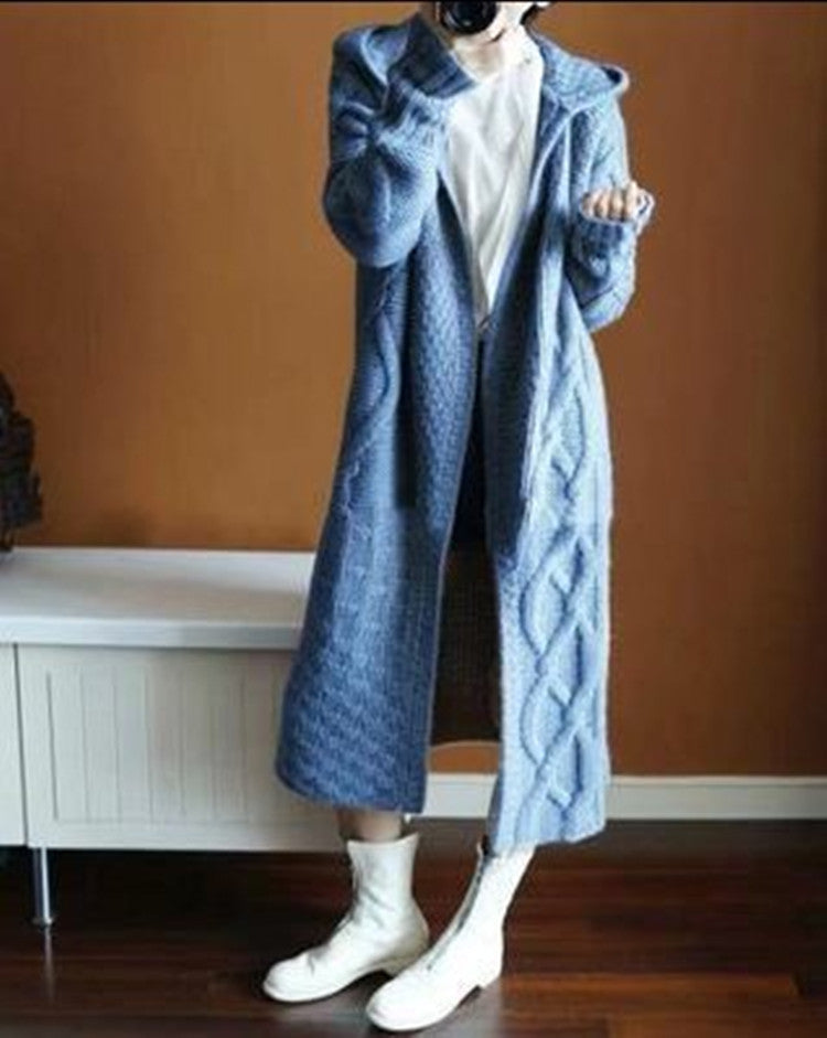 Damen Strickjacke mit Kapuze und feinem Textilmuster ModeGeist