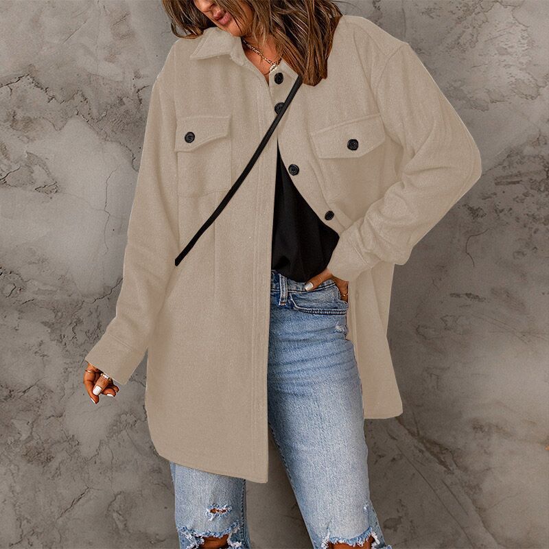 Damen vielseitige Oversize-Hemdjacke mit aufgesetzten Taschen und Knopfverschluss ModeGeist