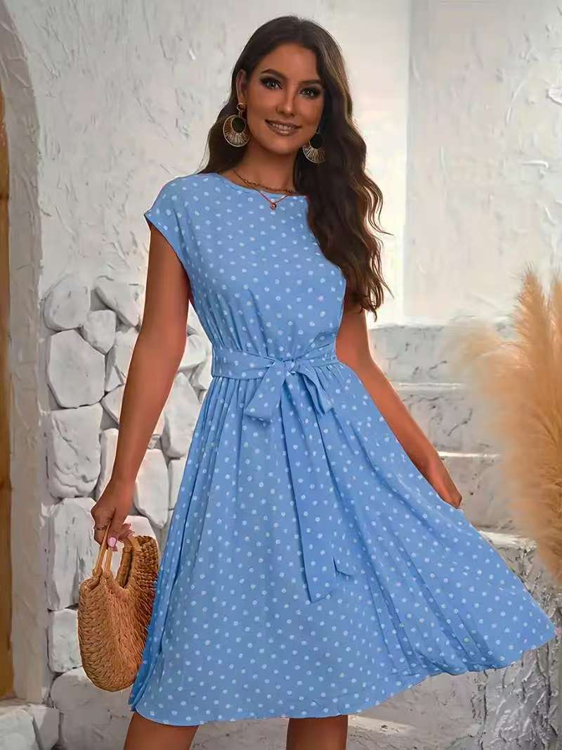 Damen Midikleid mit taillierendem Bindegürtel und verspieltem Polka-Dots Design ModeGeist