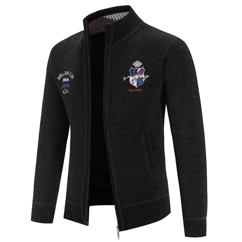 Herren modische Strickjacke mit hohem Kragen und detailreicher Stickerei ModeGeist