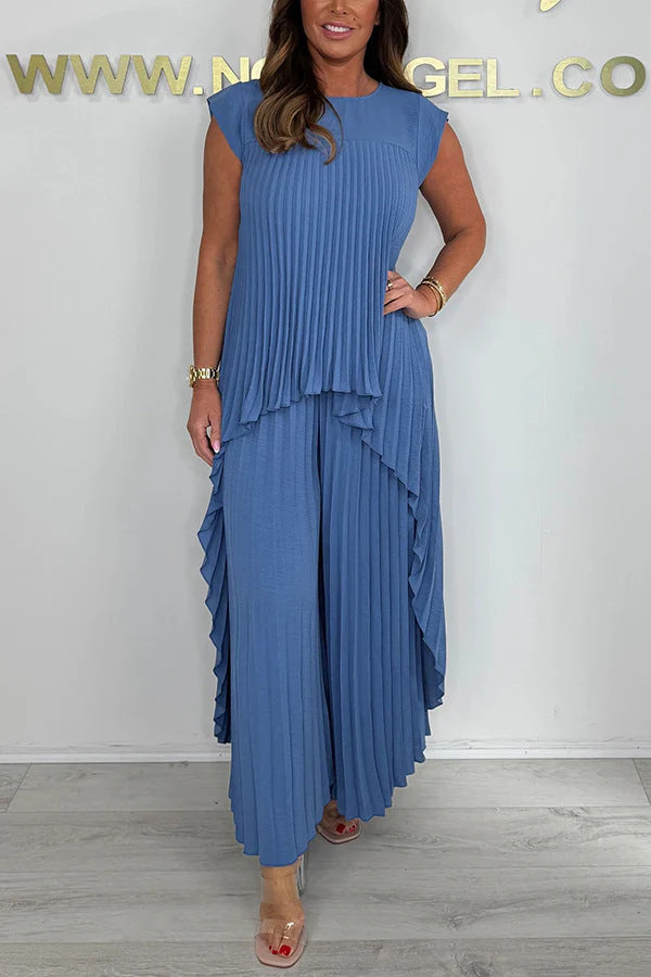 Damen elegantes Plissee-Jumpsuit mit asymmetrischem Saum und fließendem Design ModeGeist
