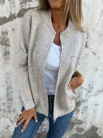 Damen Strickjacke mit eleganten Zipper-Details und feinem Strukturmuster ModeGeist
