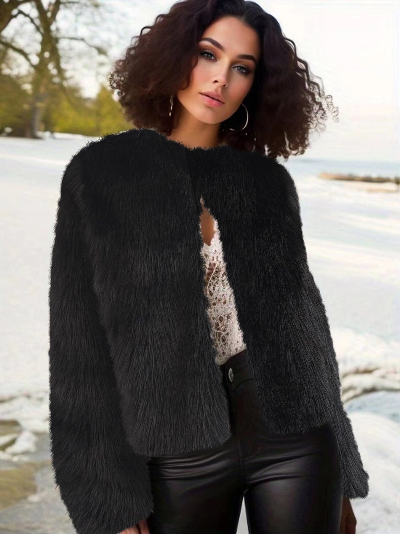 Damen Luxuriöse Kunstpelzjacke mit kurzem Schnitt und voluminösen Ärmeln ModeGeist