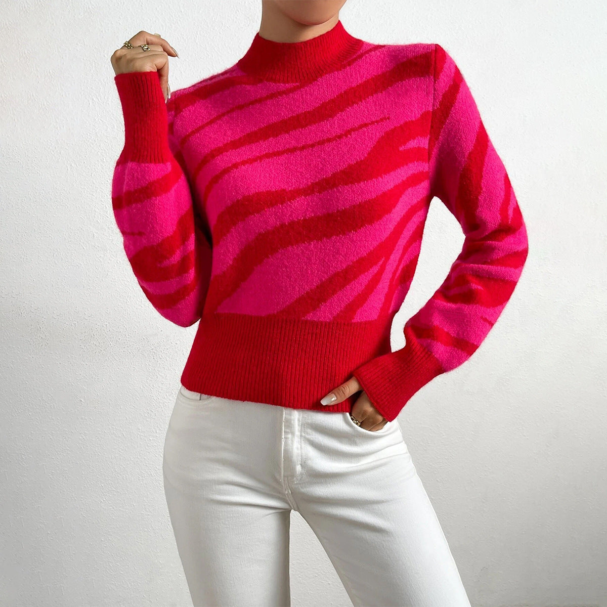 ModeGeist | Gestricktes Zebra Muster Halb Hochkragen Reguläre Passform Gerippter Saum