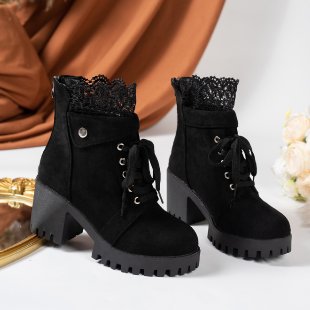 Damen Hochformat Stiefeletten mit eleganter Spitze und rutschfester Sohle ModeGeist
