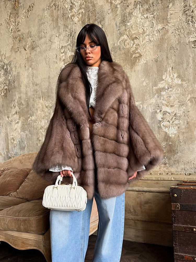 Damen luxuriöse Kunstfelljacke mit weitem Schnitt und modischen Details ModeGeist