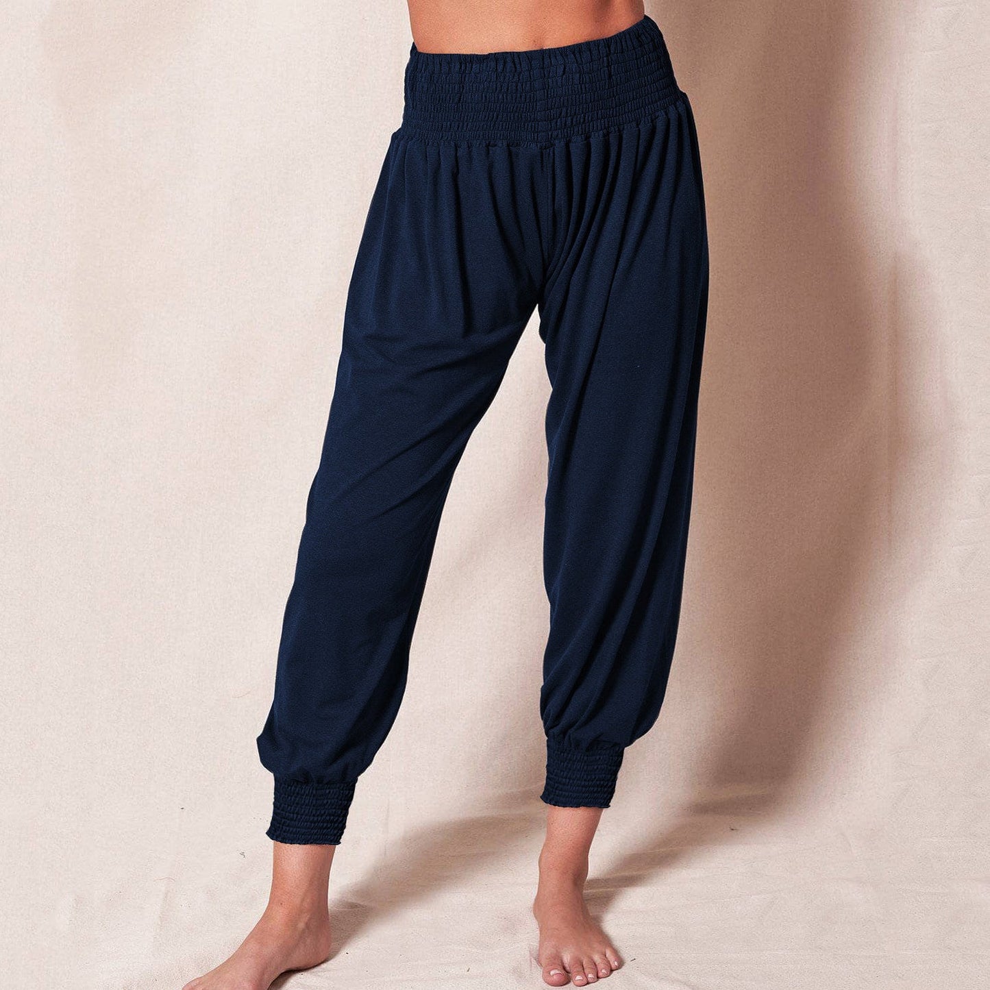 Damen Bequeme Freizeithose mit elastischem Bund und schmalen Bündchen ModeGeist