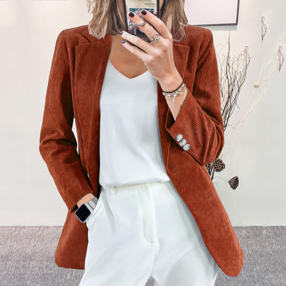 Damen Eleganter Blazer mit vertikalem Streifenmuster und schmaler Silhouette ModeGeist
