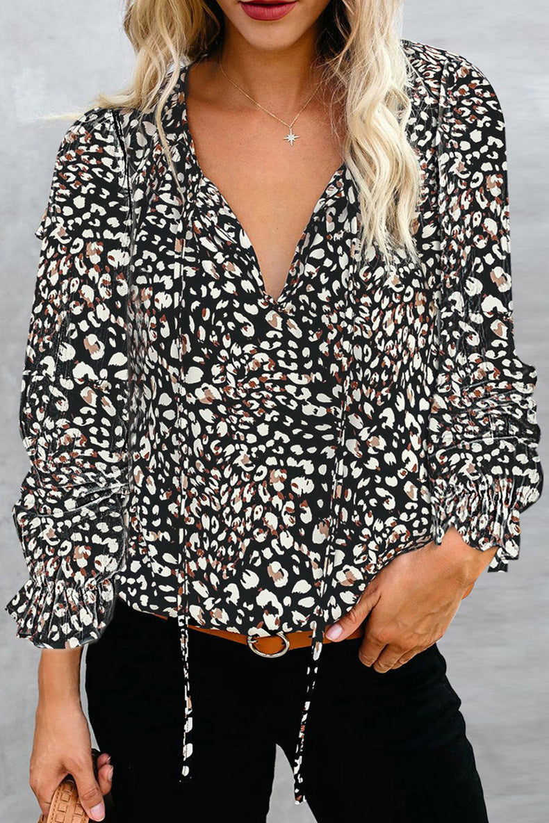 Damen Oberteil mit V-Ausschnitt und Rüschendetails ModeGeist