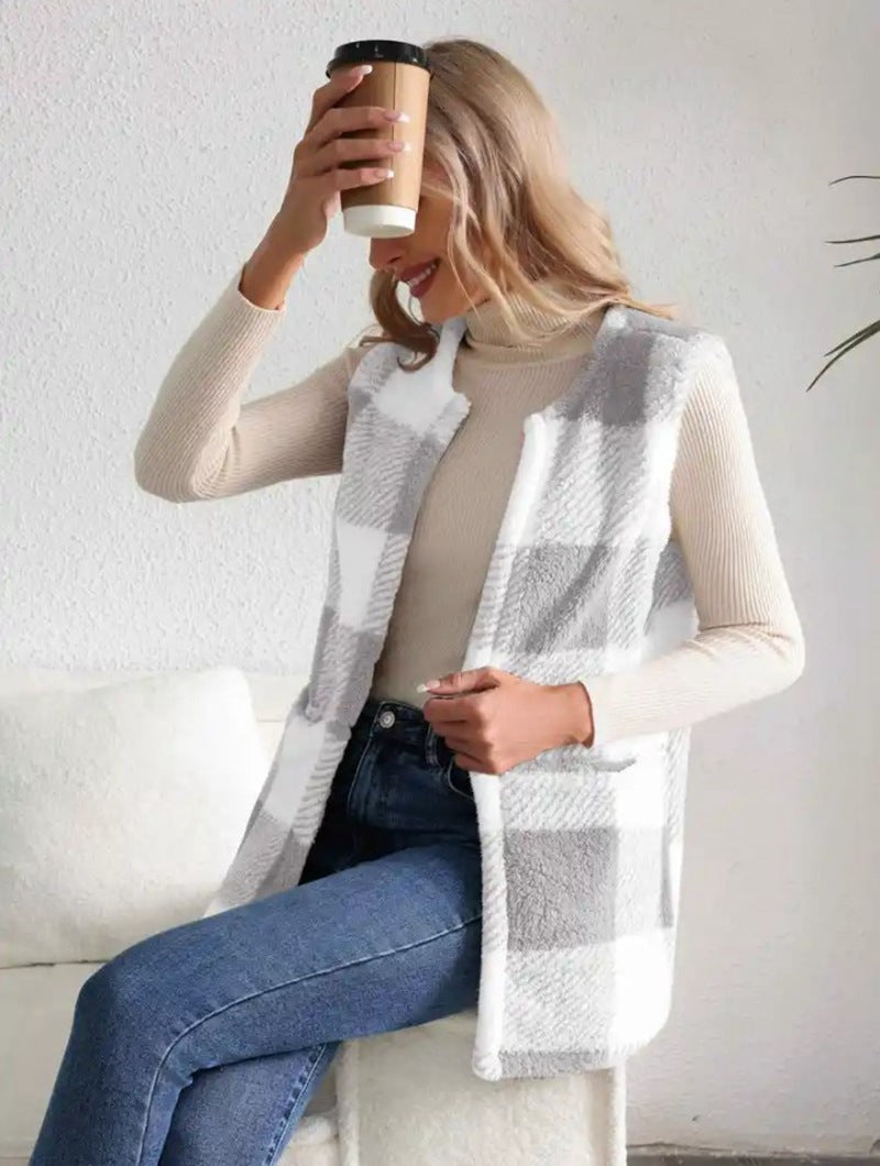 Damen gemütliche Weste im Karodesign ModeGeist