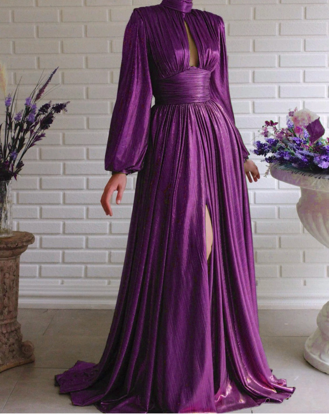 Damen Elegantes Maxikleid mit plissierten Details und luxuriösem Fall ModeGeist