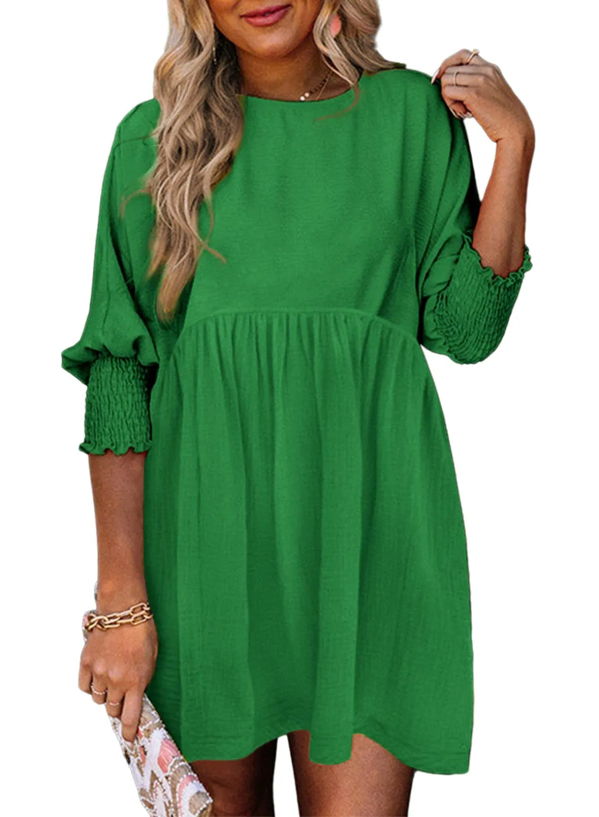 Elegantes, lässiges Damen-Minikleid mit Rüschen und lockerer Passform von MODEGEIST