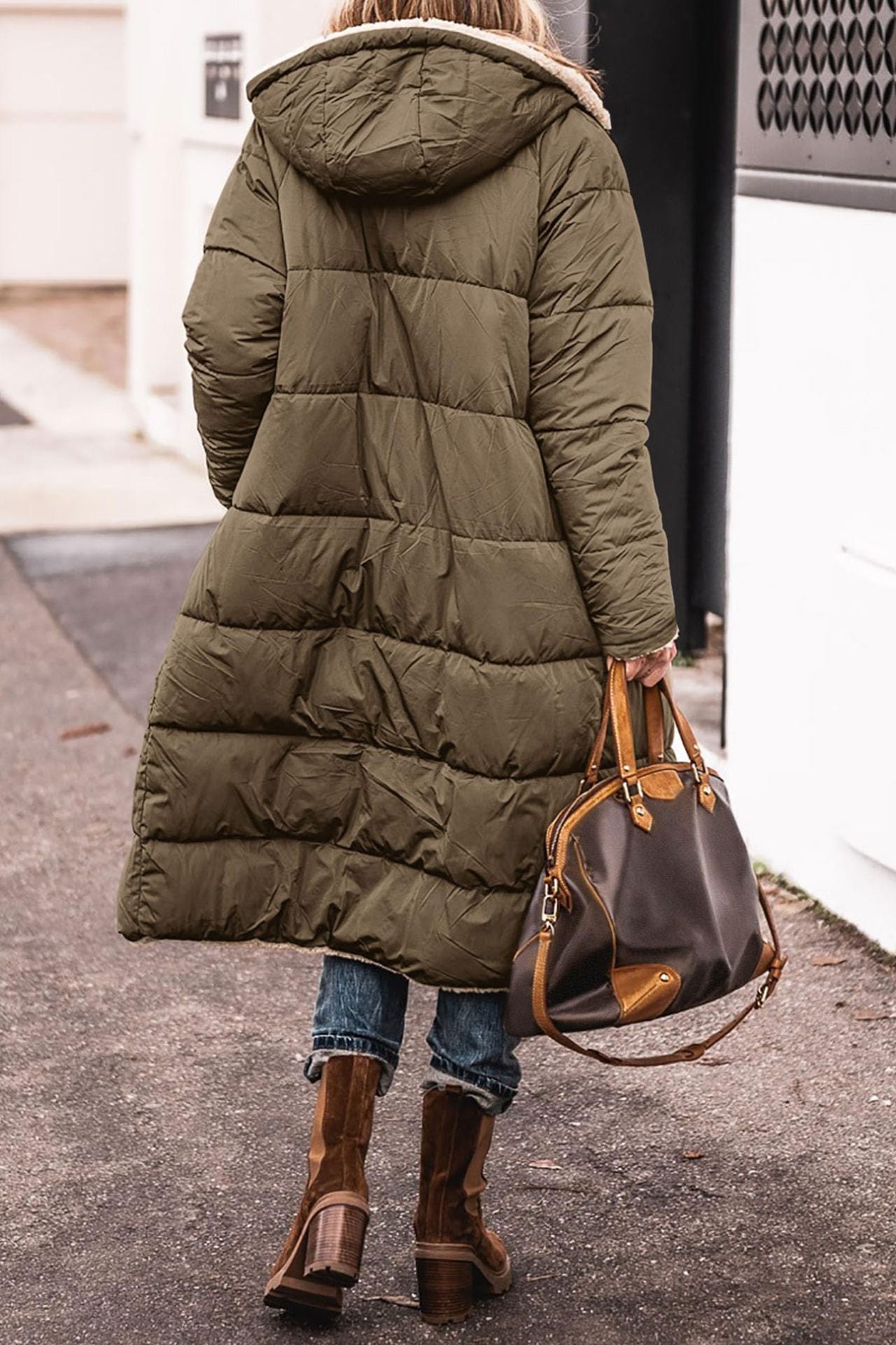 Damen gepolsterte Winterjacke mit Kapuze und kuscheligem Innenfutter ModeGeist