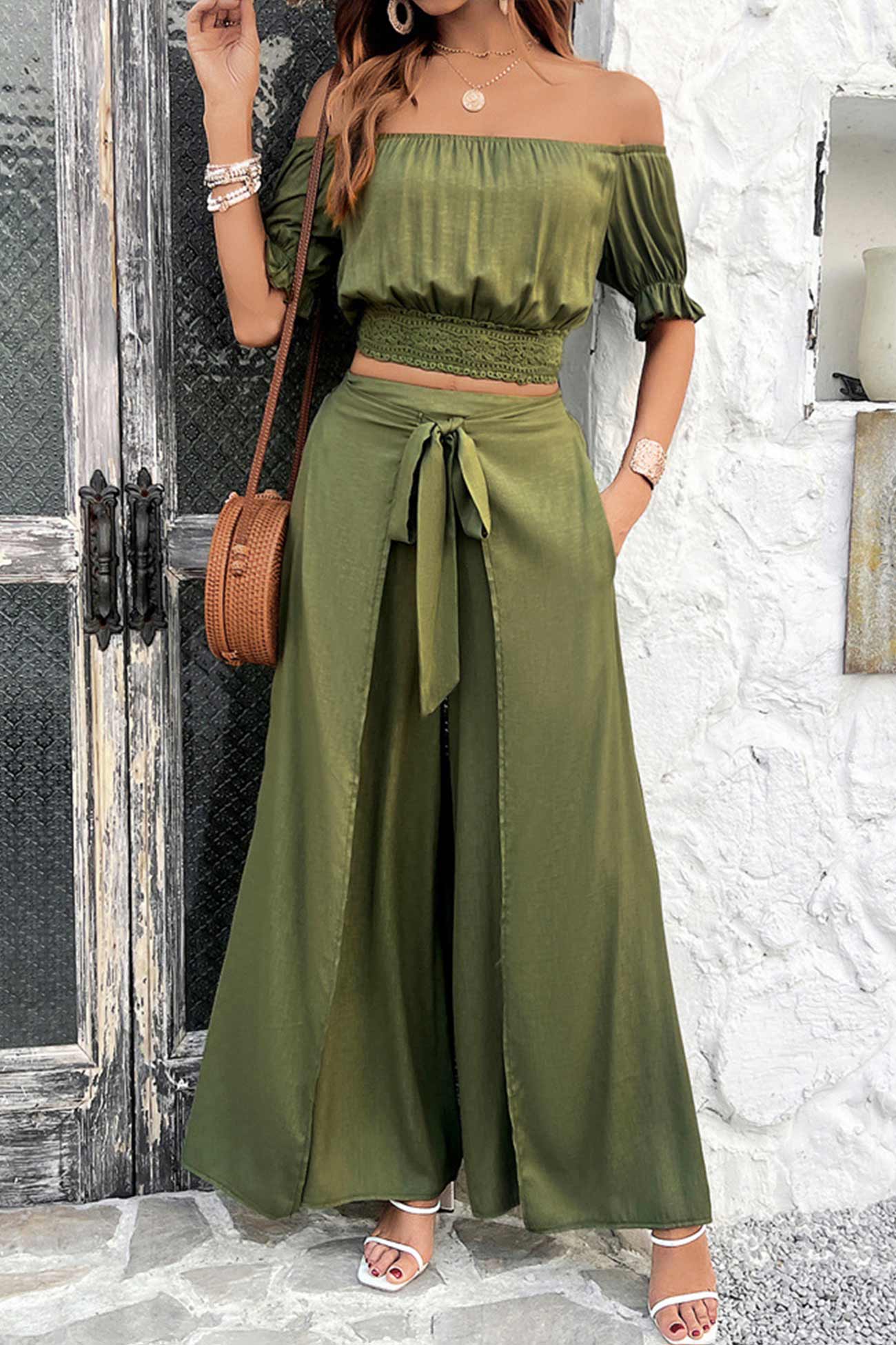 Fudus Schulter-Cropped-Top und Hose Anzug