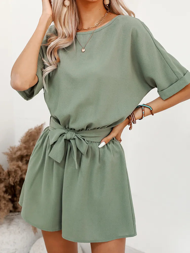 Evelyn Jumpsuit mit Rundhalsausschnitt und Gürtel