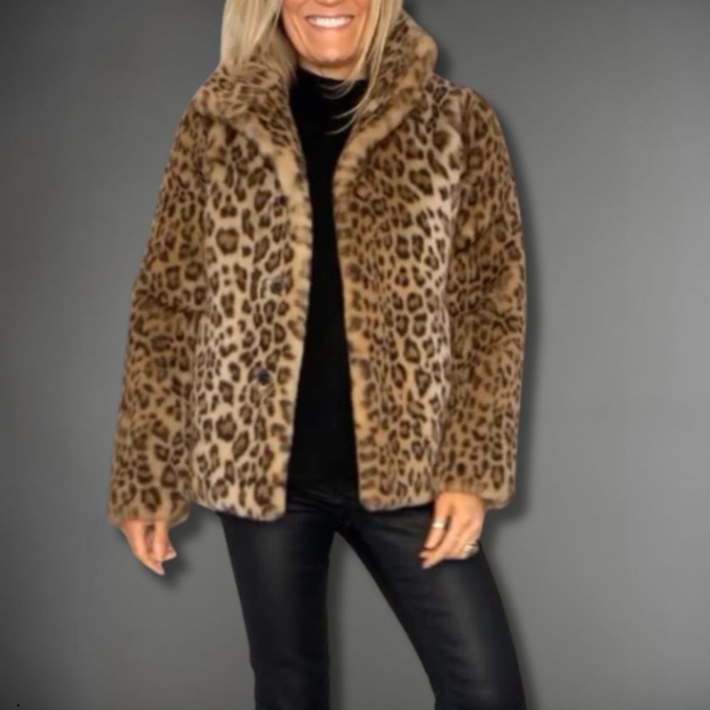 Leni: Stilvoller Winterlook für kalte Tage
