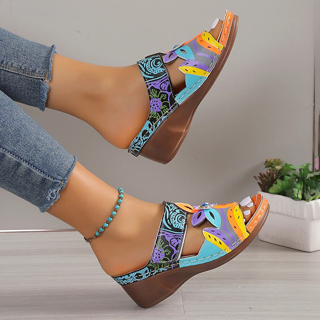 Kamari:  Sommerliche Sandalen für stilbewusste Tage