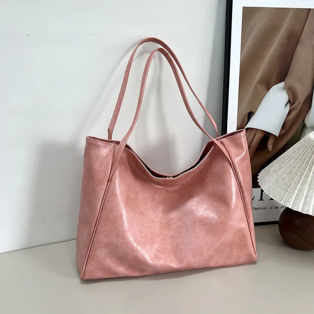 ModeGeist | Edle Lederhandtasche In Bordeaux Farbto