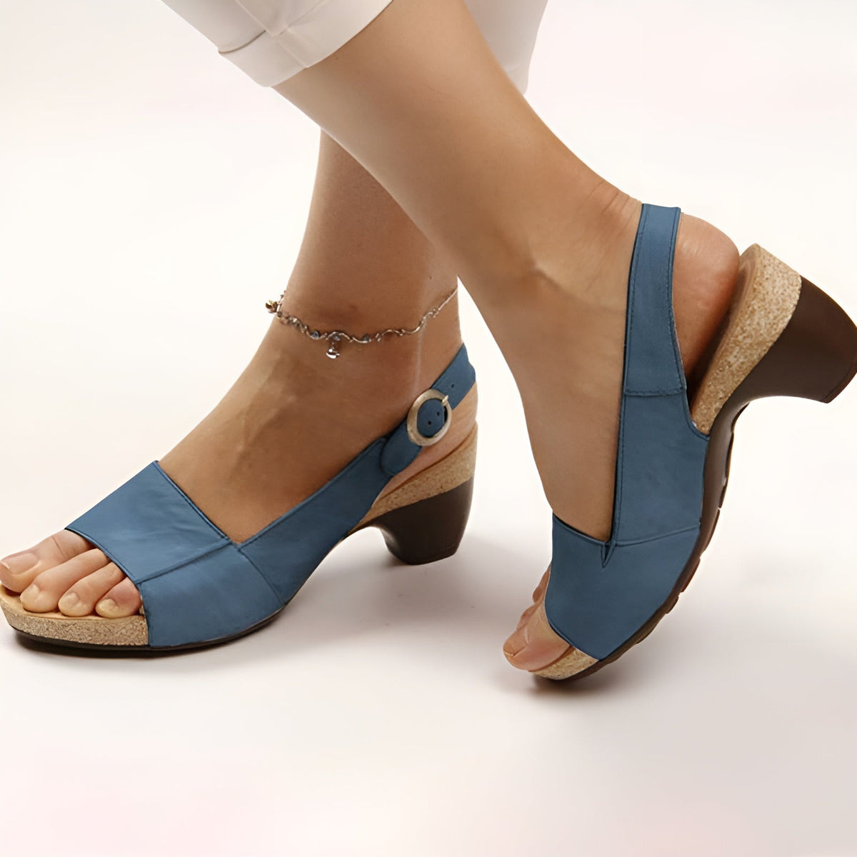 Komfortable und elegante orthopädische Sandalen für Damen