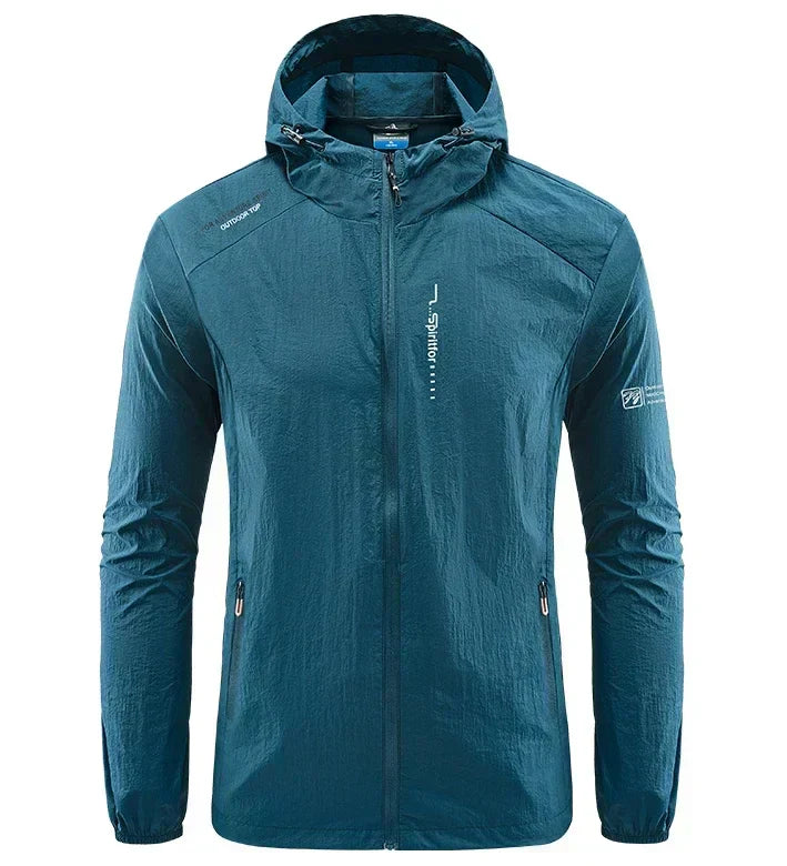 Komfortable, wind- und wasserdichte Jacke von Yurana