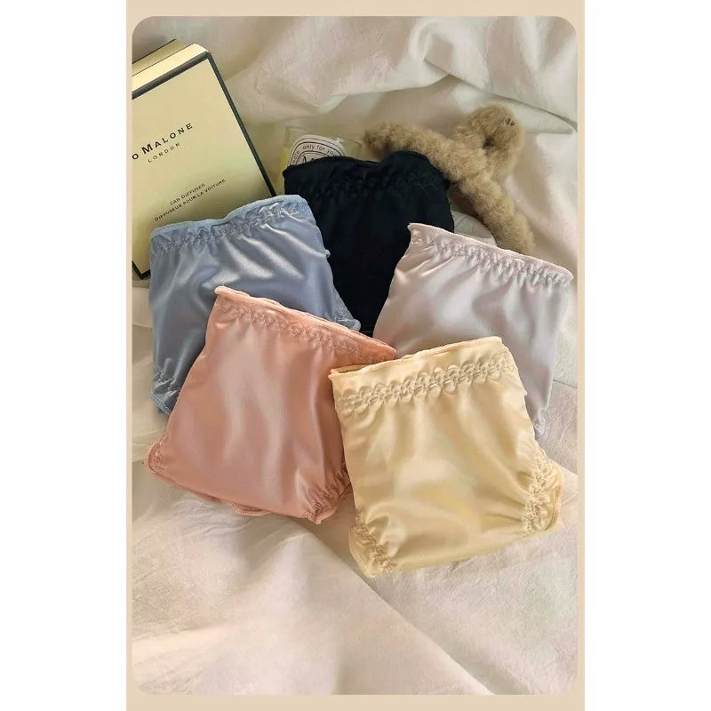 Maddy Satin-Unterwäsche mit Spitze: 3+2 gratis
