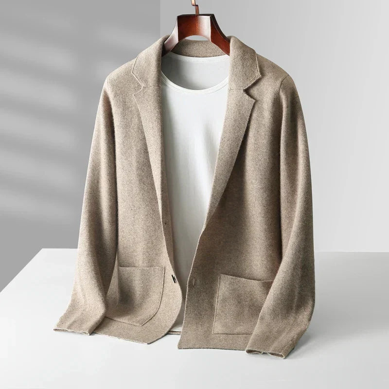 ModeGeist | Strickjacke für Herren – warm & stilvoll