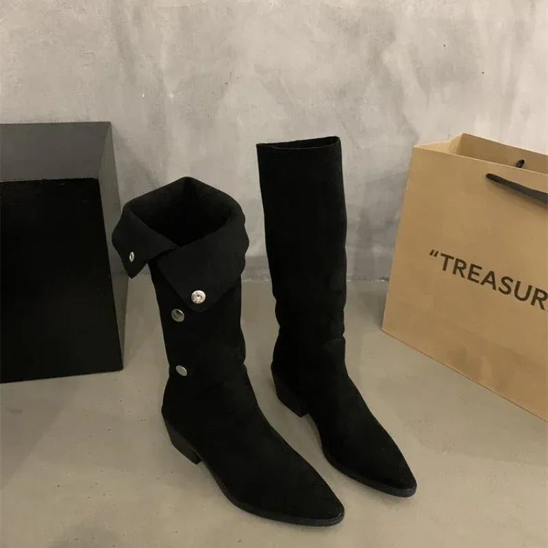 ModeGeist | Cowboy Stiefeletten mit Gestapeltem Absatz und Fransen