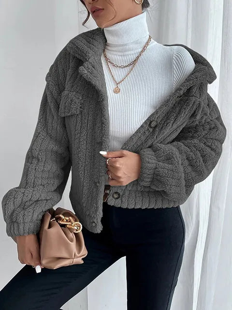 Lunethra Freizeitjacke aus Kunstpelz