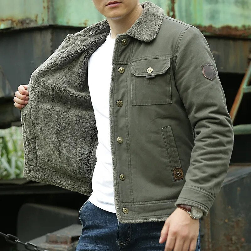 Maxie: Legendäre Thermo-Fliegerjacke