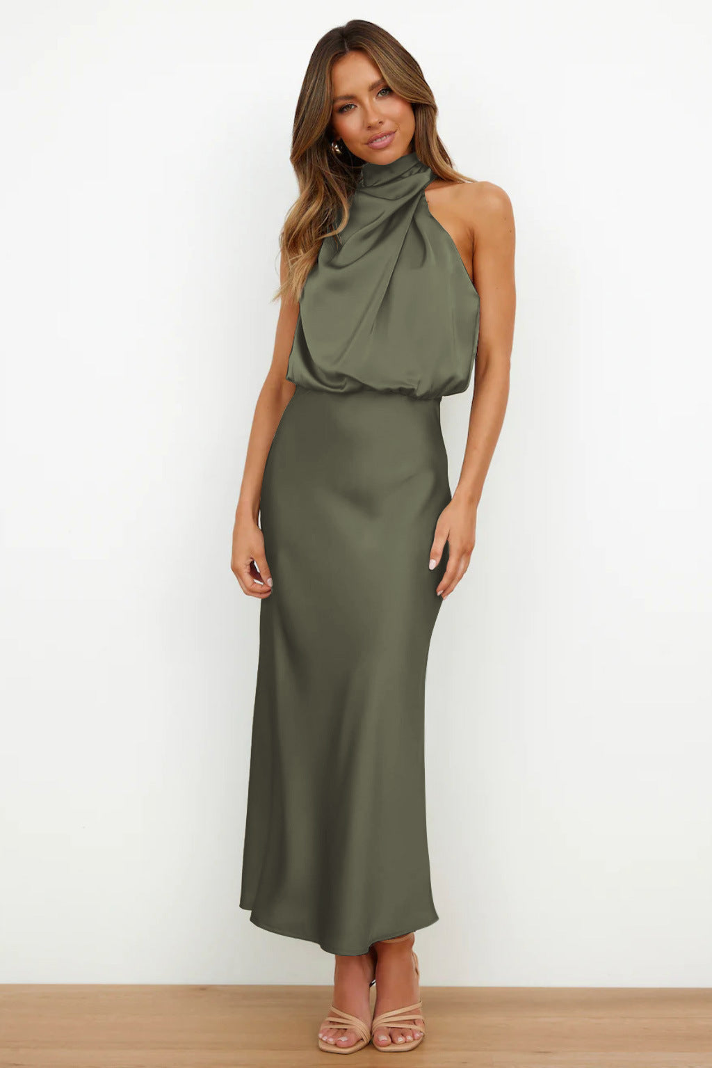 MODEGEIST Damen Abendkleid Neckholder-Design bodenlang Satin